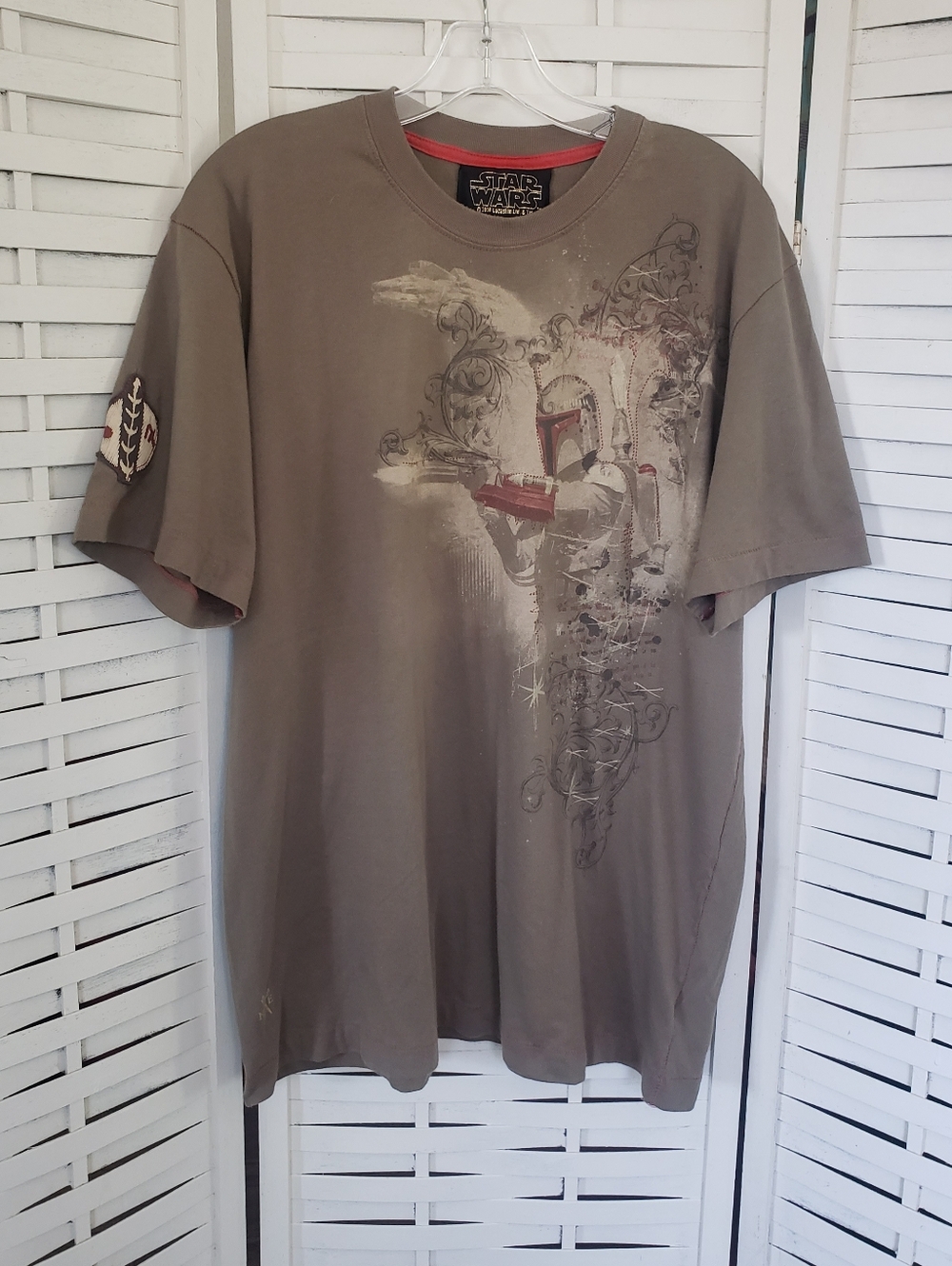 Marc Ecko Star Wars Men’s Taupe Graphic Tee with Red Accents XL